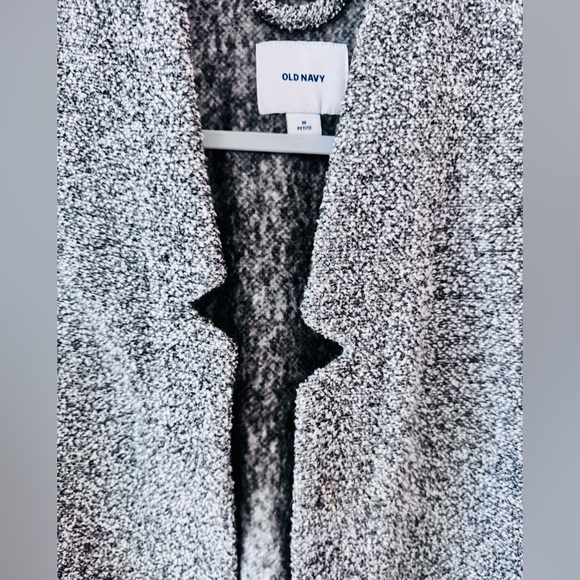 Old Navy Women's Gray Teddy Jacket - Picture 5 of 9